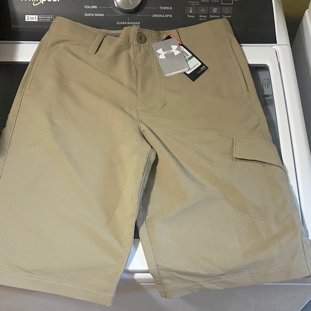 Under Armour Boys Khaki Cargo Shorts